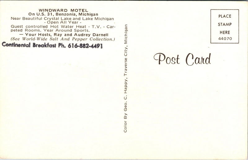 Town & Country Motel (Town and Country Motel, Windward Motel) - Vintage Postcard 2